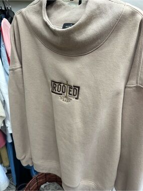 Simply Stitched embroidered ROOTED IN CHRIST
